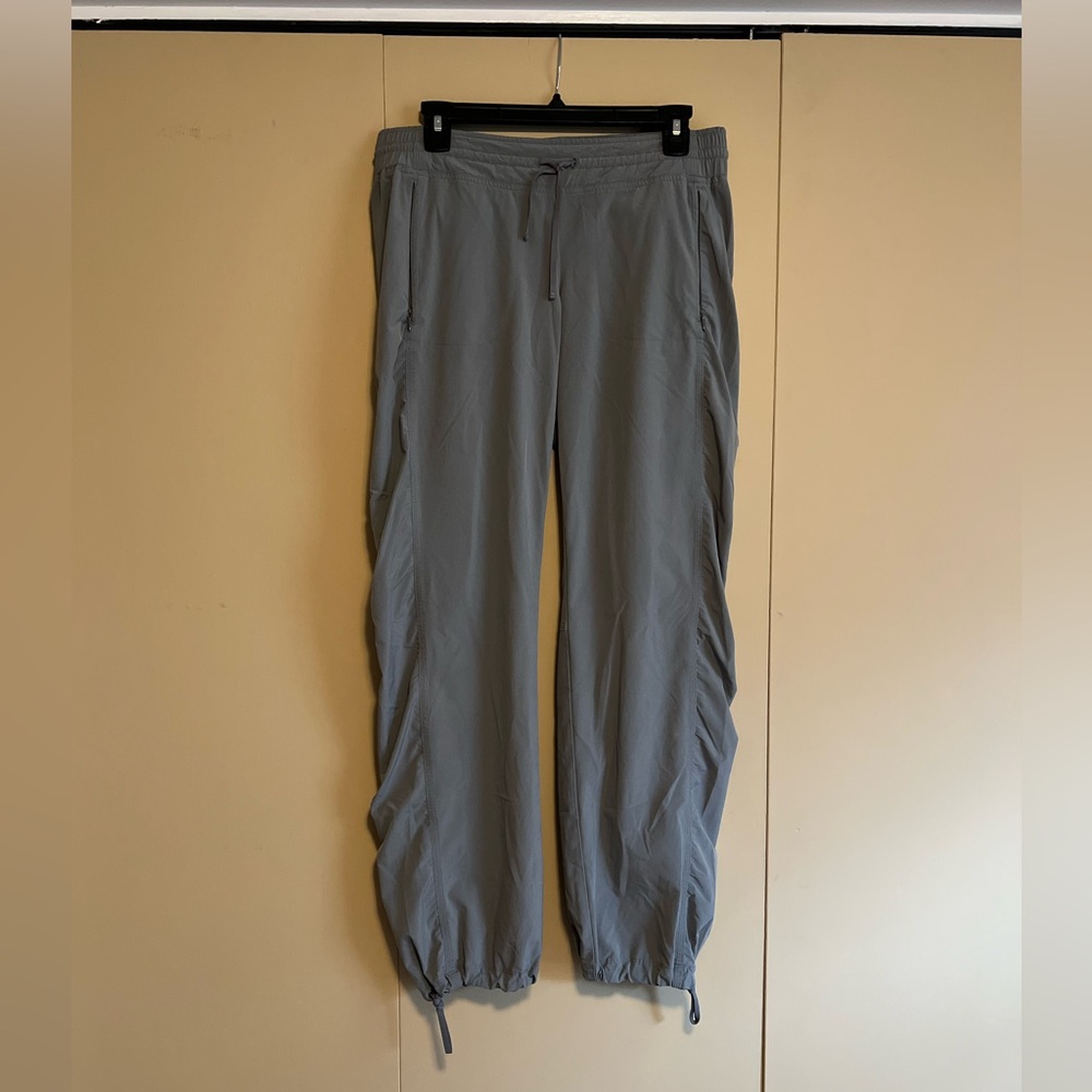 ATHLETA La Viva Joggers - Light Grey